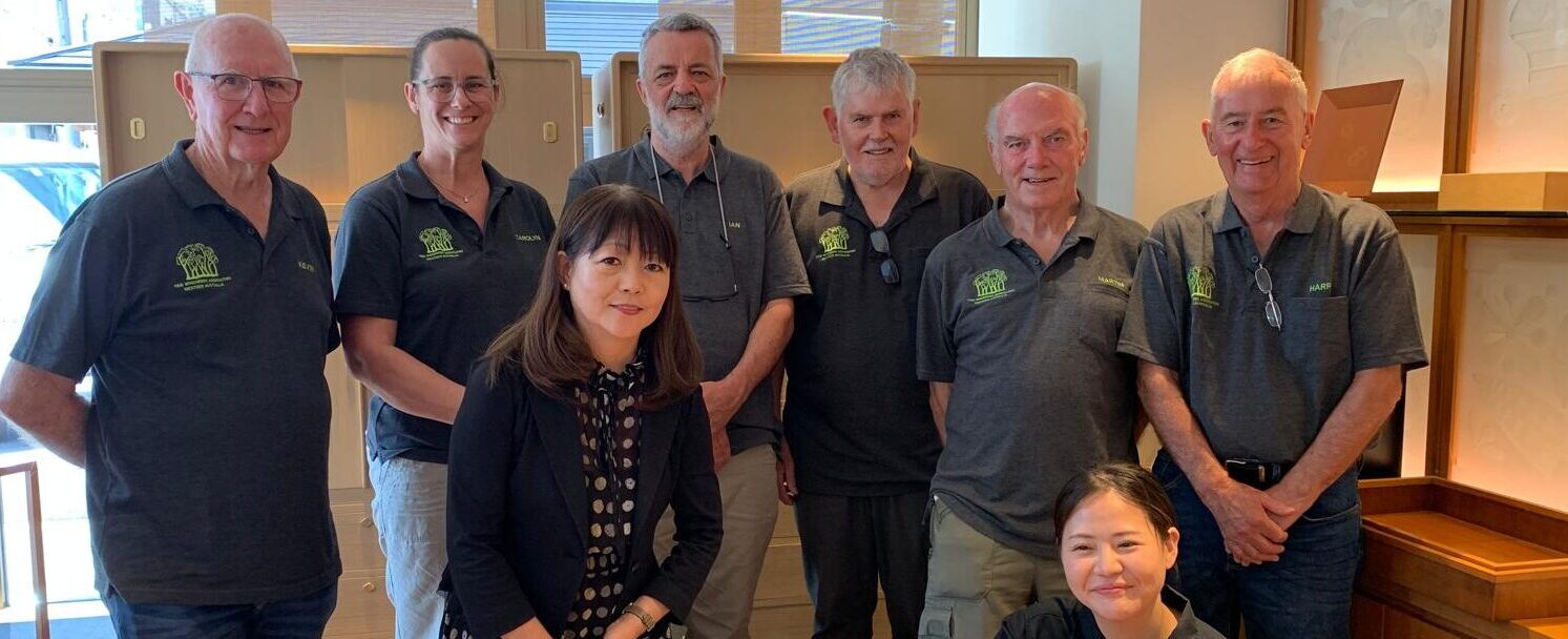 宮崎家具訪問集合写真